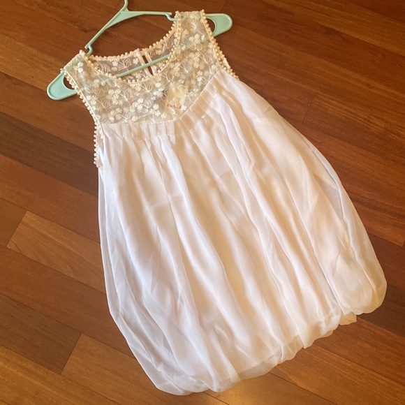 Kaktus NWT White Lined Lace Bubble Mini Dress - Sz M - Picture 2 of 14